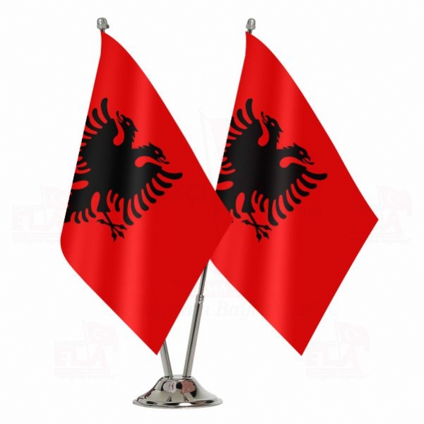 Arnavutluk kili Masa Bayra