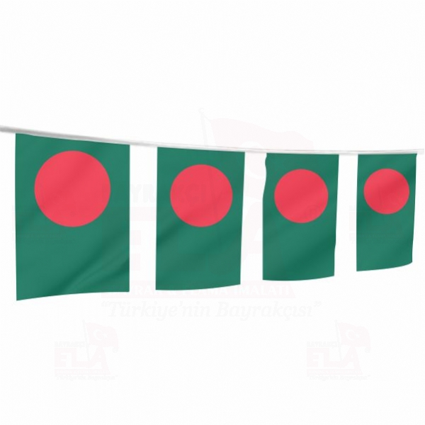 Banglade pe Dizili Flamalar ve Bayraklar