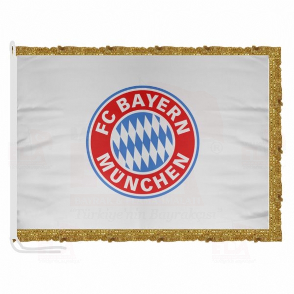 FC Bayern Mnchen Saten Makam Flamas