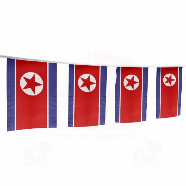 Kuzey Kore pe Dizili Flamalar ve Bayraklar