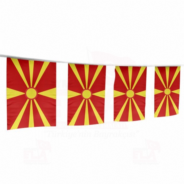 Makedonya pe Dizili Flamalar ve Bayraklar